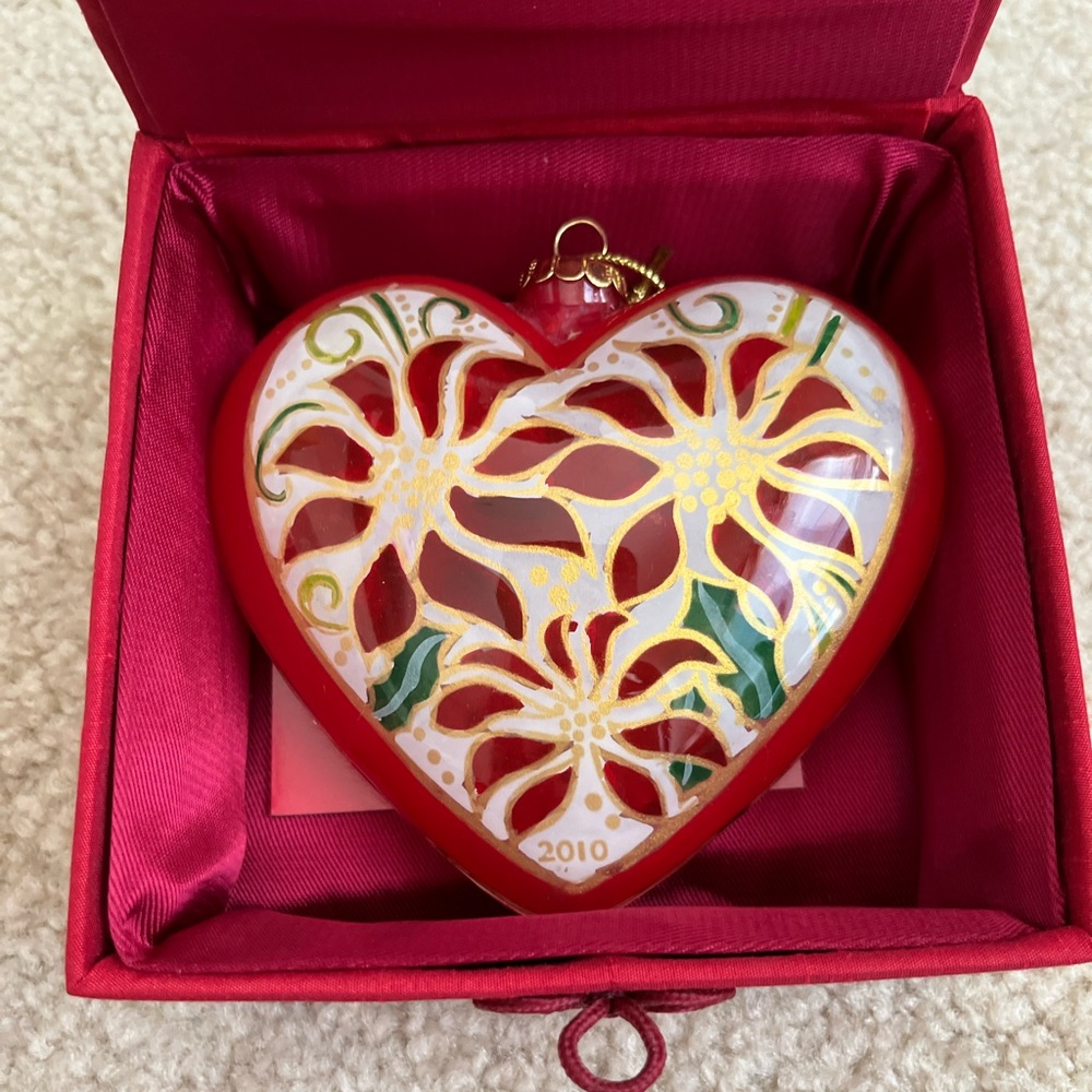 NWB Pier 1 Chinese Li Bien Christmas Heart Ornament